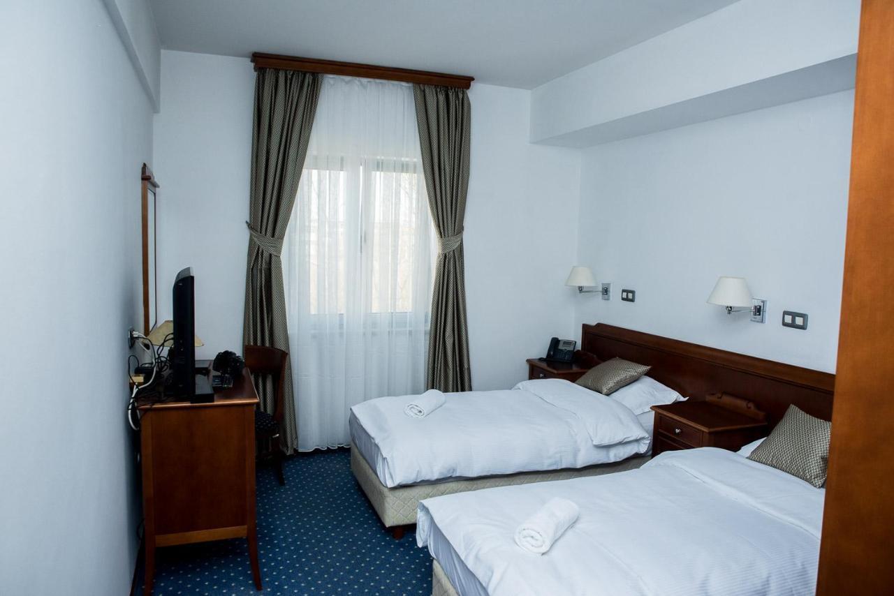 Hum Hotel 3*